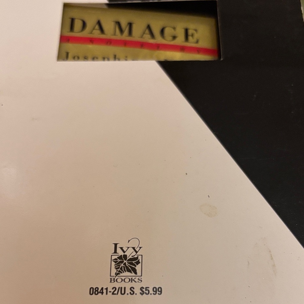 Damage by Josephine Hart paperback New York Times Bestseller.